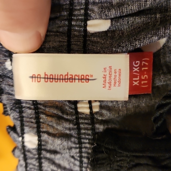 Juniors blouse by no Boundaries  size XL 15-17 - Picture 7 of 9